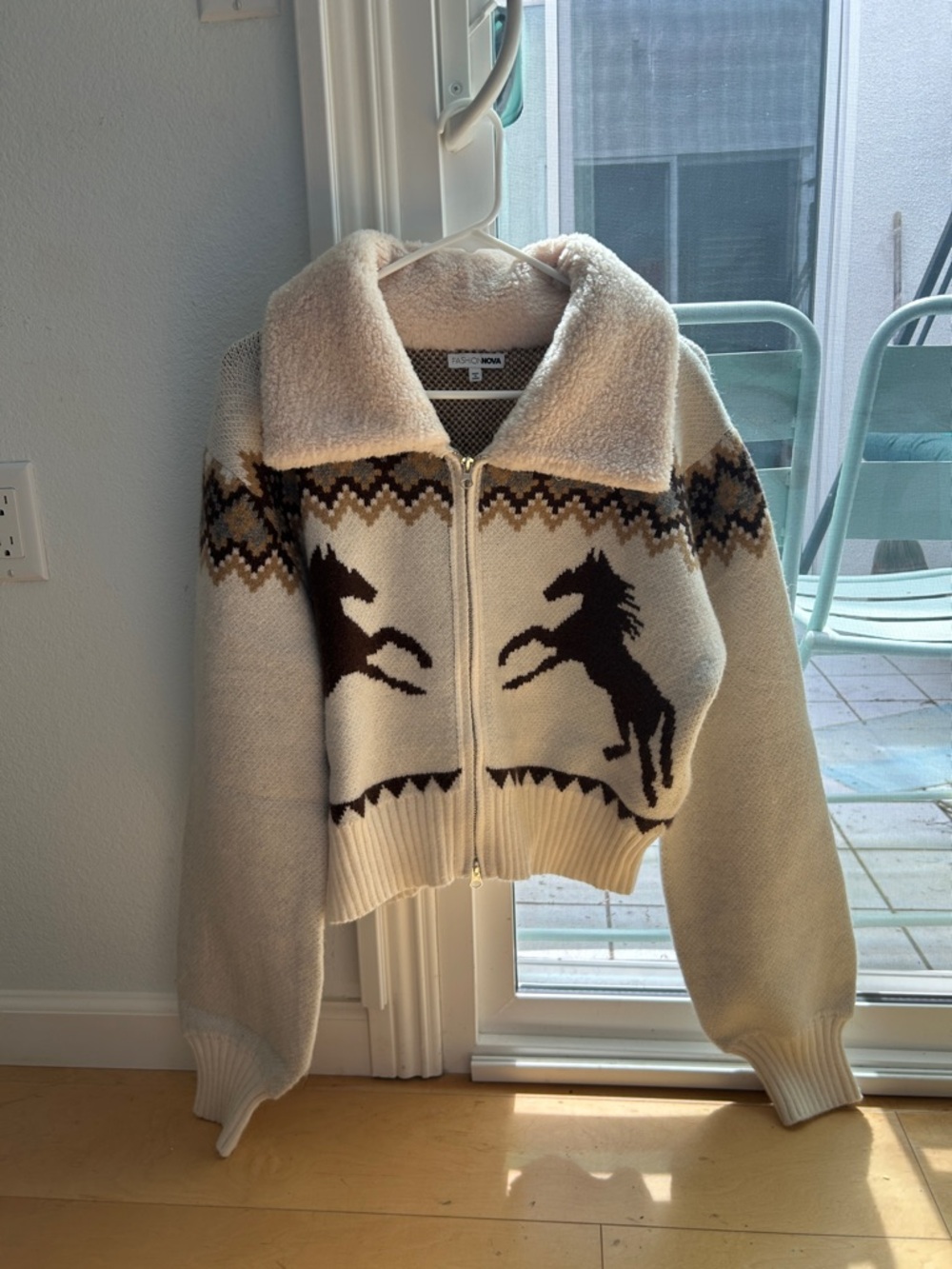 Cream Zip-Front Horse Motif Sweater